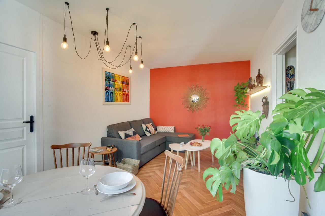 Votre Escale - Le Globe Trotteur Apartment Niort Exterior photo